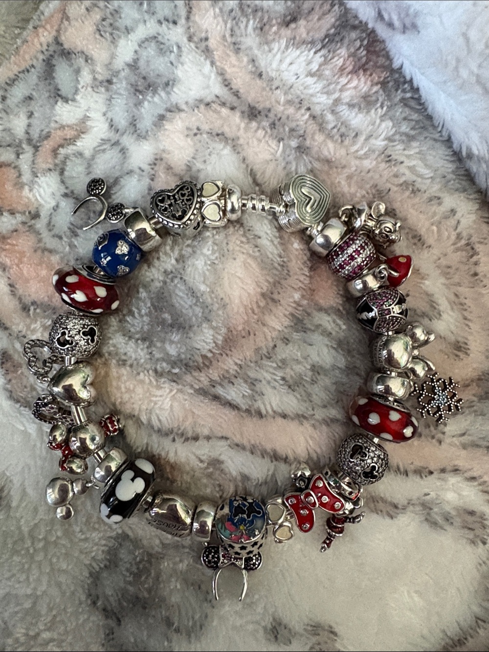 Pandora bangle with Mickey Mouse theme